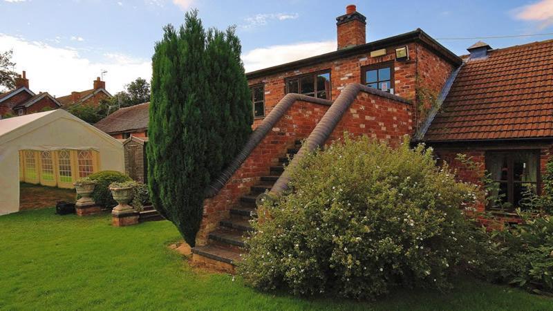 Slaters Country Hotel 3*